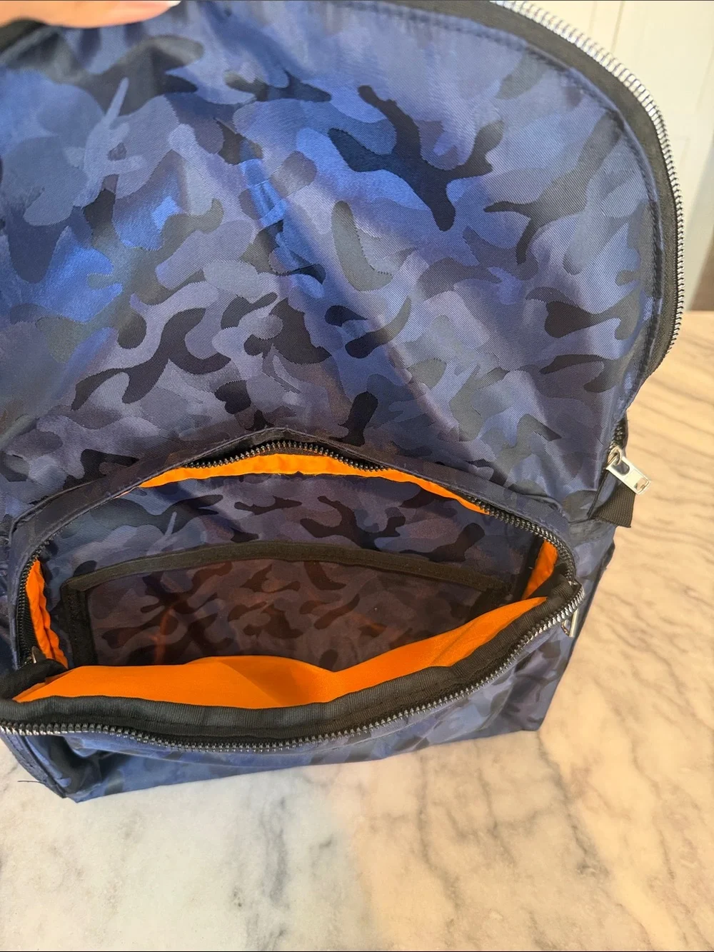 Slate & Stone bookbag